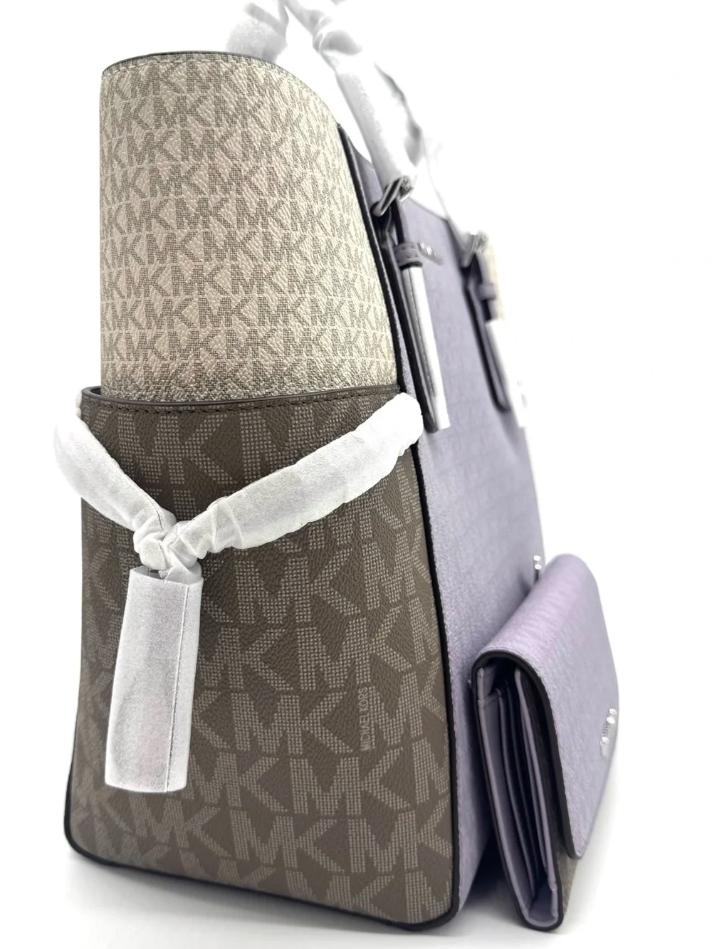 Michael Kors Voyager Large Color-Block Tote Bag w Matching Trifold Wallet Lilac